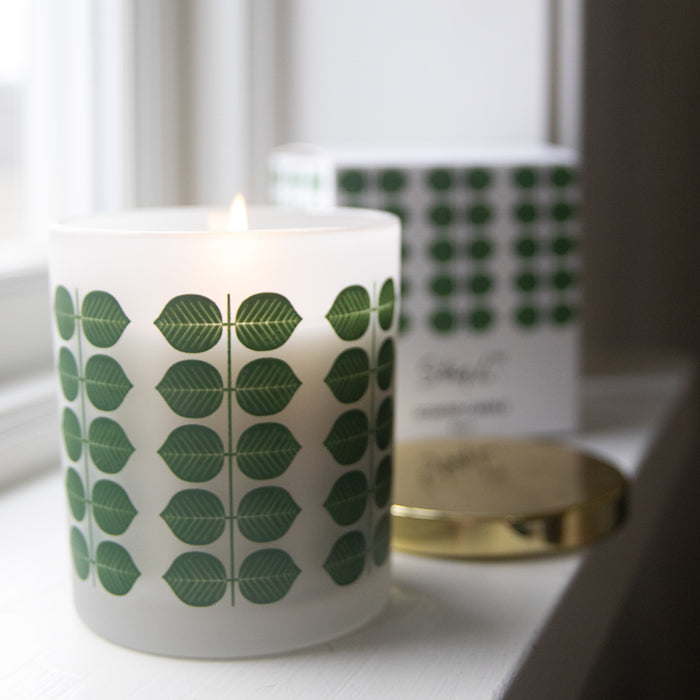 Bersa Scented Candle Pluto Design
