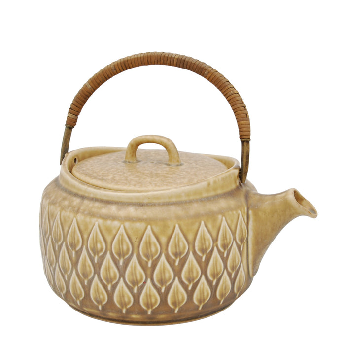 J.H. Quistgaard Relief Teapot Round, vintage teapot Quistgaard   